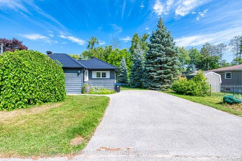Photo 2 at 760 Florence Road, Alcona, Innisfil