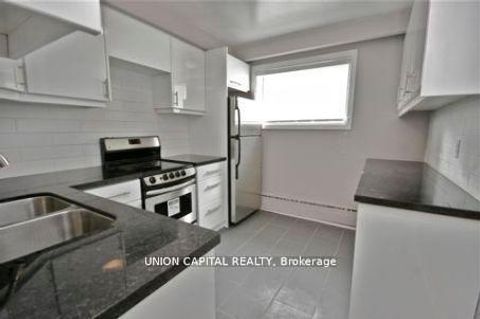 Photo 7 at 4 Rowley Avenue, Mount Pleasant East, Toronto