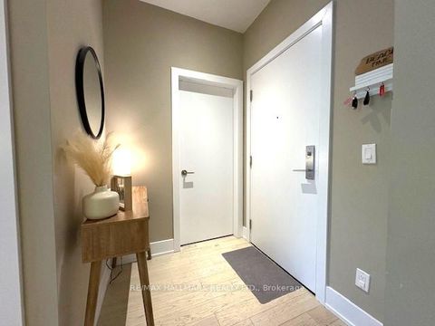 Photo 4 at 313 - 66 Kippendavie Avenue, The Beaches, Toronto
