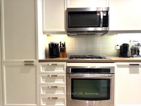 Photo 8 at 313 - 66 Kippendavie Avenue, The Beaches, Toronto