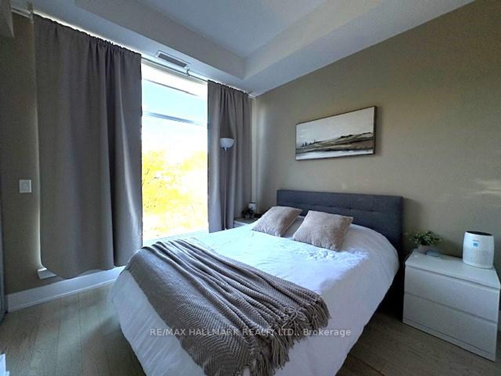 Photo 15 at 313 - 66 Kippendavie Avenue, The Beaches, Toronto Photo 15 at 313 - 66 Kippendavie Avenue, The Beaches, Toronto