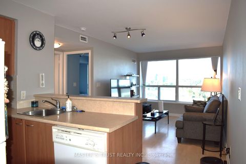 Photo 10 at 702 - 36 Lee Centre Drive, Woburn, Toronto
