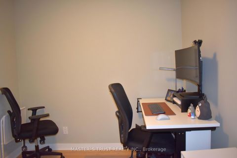 Photo 14 at 702 - 36 Lee Centre Drive, Woburn, Toronto