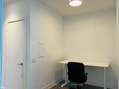 Photo 5 at 5809 - 7 Grenville Street, Bay Street Corridor, Toronto