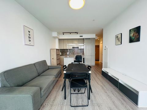 Photo 9 at 5809 - 7 Grenville Street, Bay Street Corridor, Toronto