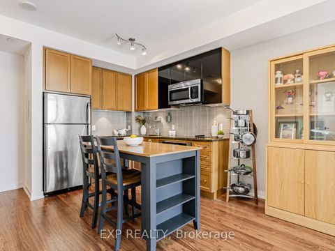 Photo 4 at 1018 - 98 Lillian Street, Mount Pleasant West, Toronto