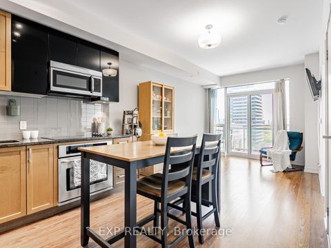 Photo 6 at 1018 - 98 Lillian Street, Mount Pleasant West, Toronto
