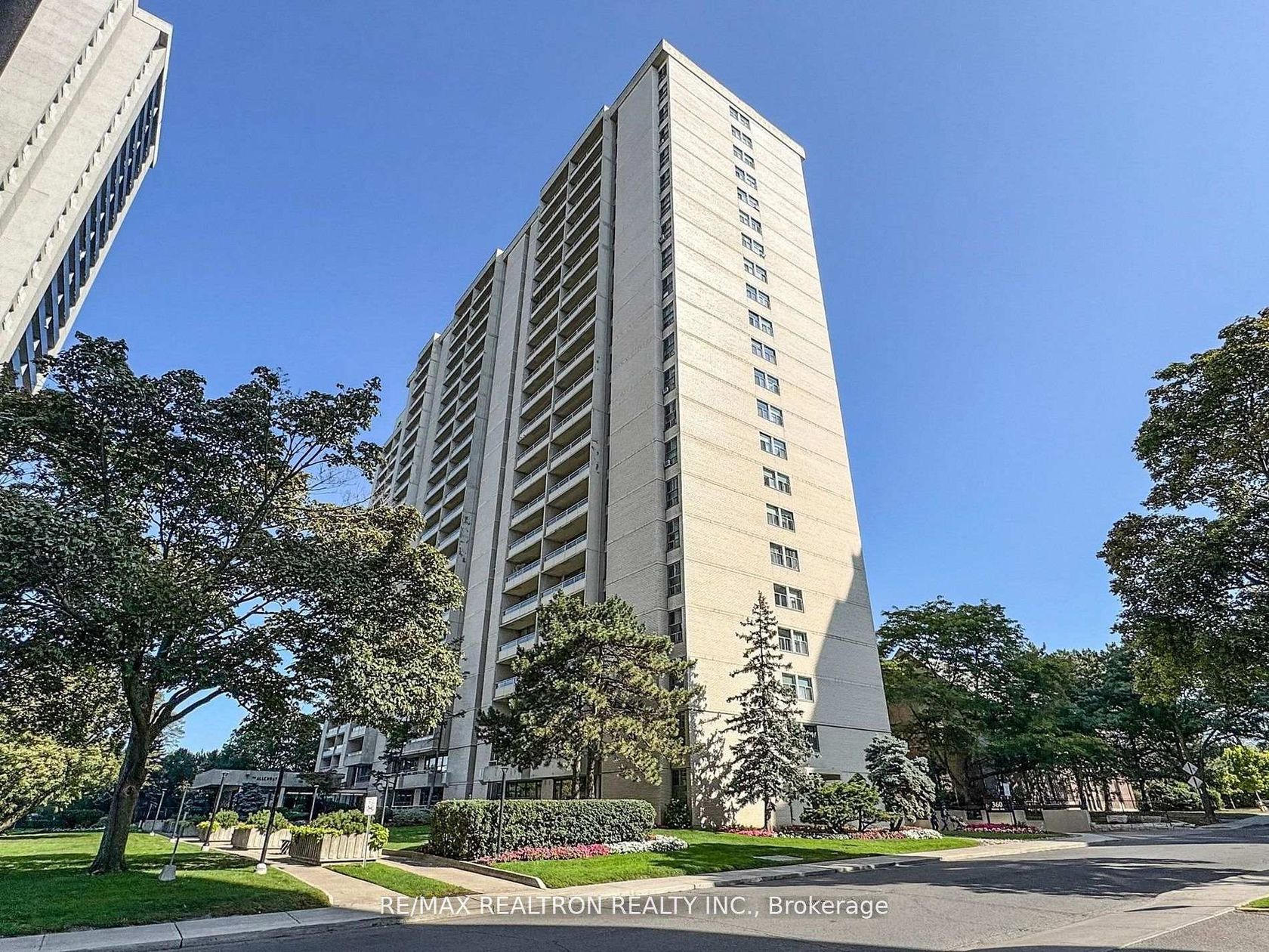 410 - 360 Ridelle Avenue, Belgravia, Toronto 410 - 360 Ridelle Avenue, Belgravia, Toronto