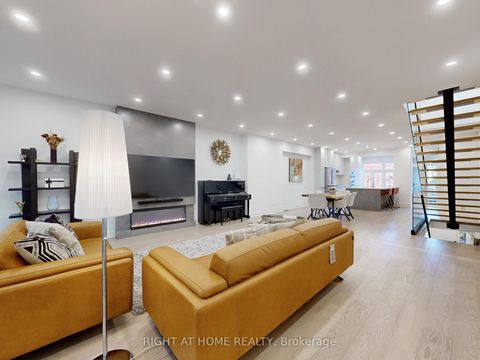 Photo 5 at 218 Erskine Avenue, Mount Pleasant East, Toronto