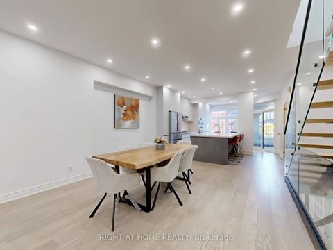 Photo 8 at 218 Erskine Avenue, Mount Pleasant East, Toronto