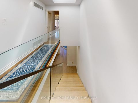 Photo 18 at 218 Erskine Avenue, Mount Pleasant East, Toronto