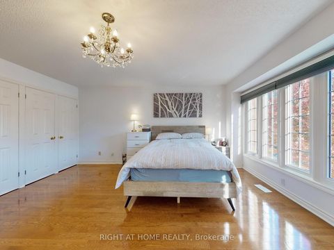 Photo 22 at 218 Erskine Avenue, Mount Pleasant East, Toronto