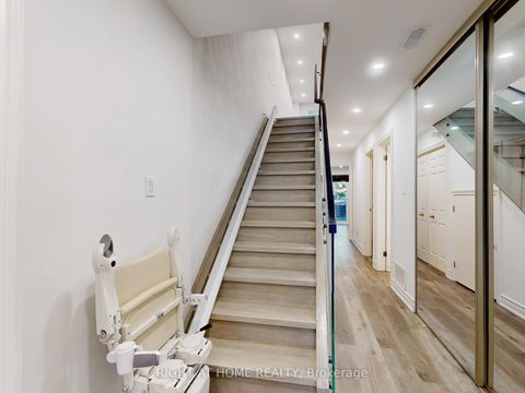 Photo 33 at 218 Erskine Avenue, Mount Pleasant East, Toronto