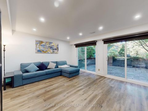 Photo 35 at 218 Erskine Avenue, Mount Pleasant East, Toronto