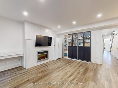 Photo 36 at 218 Erskine Avenue, Mount Pleasant East, Toronto