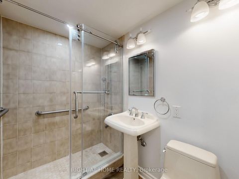 Photo 40 at 218 Erskine Avenue, Mount Pleasant East, Toronto