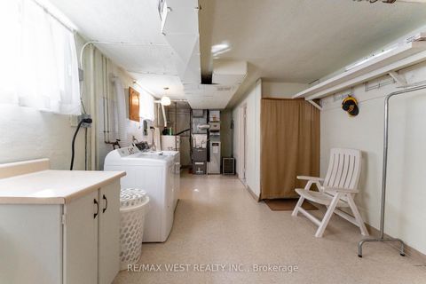 Photo 27 at 125 Honeywood Road, Jane Heights, Toronto