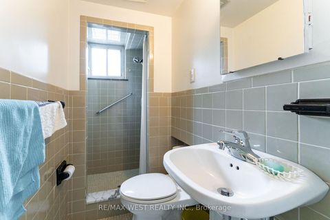 Photo 32 at 125 Honeywood Road, Jane Heights, Toronto
