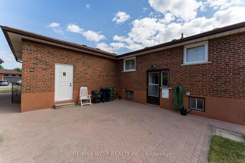 Photo 40 at 125 Honeywood Road, Jane Heights, Toronto