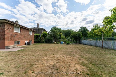 Photo 42 at 125 Honeywood Road, Jane Heights, Toronto