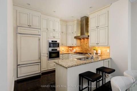 Photo 6 at 304 - 51 York Mills Road, York Mills, Toronto