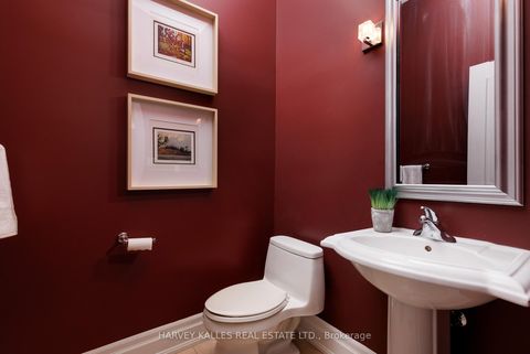 Photo 9 at 304 - 51 York Mills Road, York Mills, Toronto