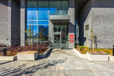 Photo 2 at 2521 - 10 Abeja Street, Concord, Vaughan