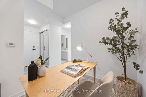 Photo 6 at 2521 - 10 Abeja Street, Concord, Vaughan