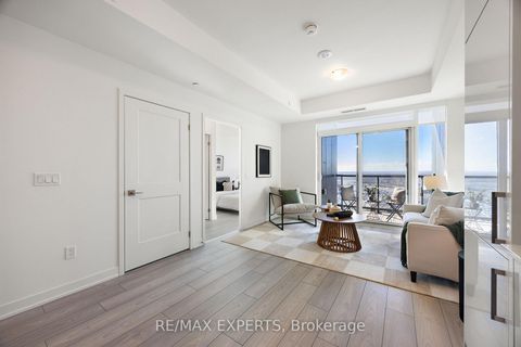 Photo 13 at 2521 - 10 Abeja Street, Concord, Vaughan