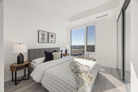 Photo 21 at 2521 - 10 Abeja Street, Concord, Vaughan