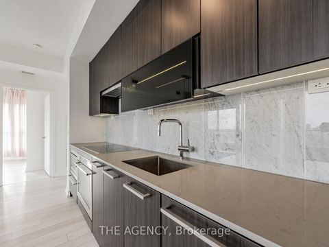 Photo 3 at 3702 - 117 McMahon Drive, Bayview Village, Toronto