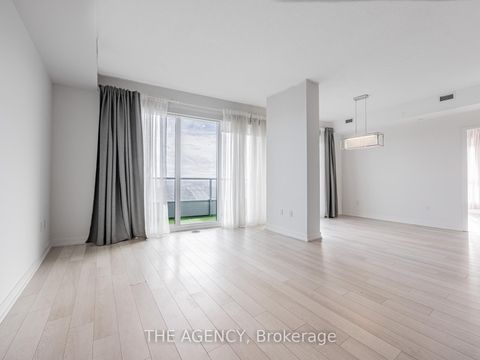 Photo 8 at 3702 - 117 McMahon Drive, Bayview Village, Toronto