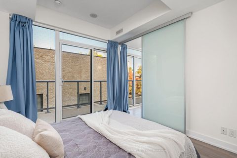 Photo 21 at 303 - 6 Parkwood Avenue, Casa Loma, Toronto