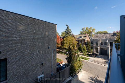 Photo 25 at 303 - 6 Parkwood Avenue, Casa Loma, Toronto