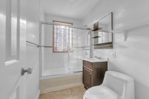 Photo 17 at 235 Churchill Avenue, Willowdale West, Toronto