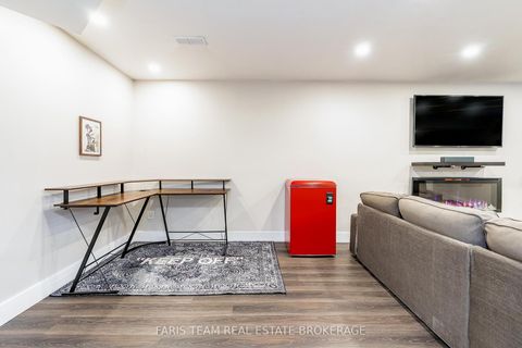 Photo 23 at 220 Churchland Drive, Holly, Barrie