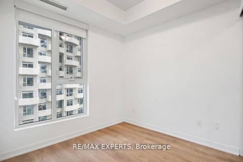 Photo 11 at 1414 - 10 Abeja Street, Concord, Vaughan