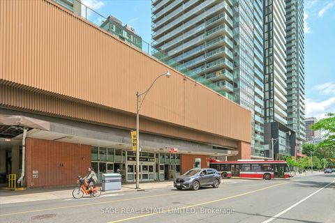 Photo 30 at 413 - 555 Yonge Street, Yonge Corridor, Toronto Photo 30 at 413 - 555 Yonge Street, Yonge Corridor, Toronto