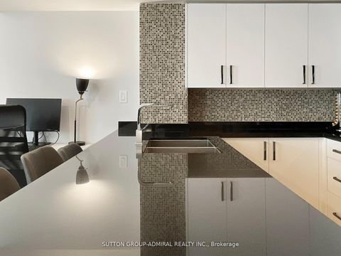 Photo 6 at 314 - 21 Earl Street, North St. James Town, Toronto