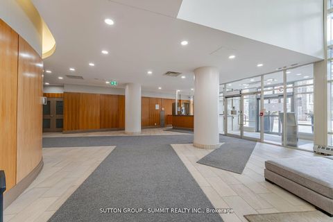 Photo 2 at 304 - 15 WINDERMERE Avenue, Swansea, Toronto