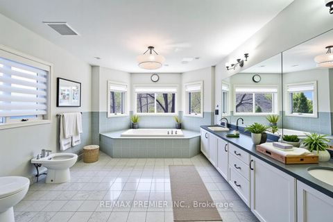 Photo 26 at 111 Arista Gate, Islington Woods, Vaughan