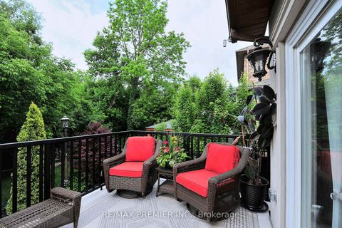 Photo 34 at 111 Arista Gate, Islington Woods, Vaughan