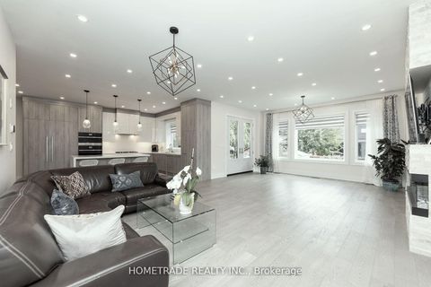 Photo 7 at 53 Culnan Avenue E, City Centre West, Toronto