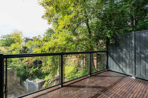 Photo 23 at 342 Lee Avenue, The Beaches, Toronto