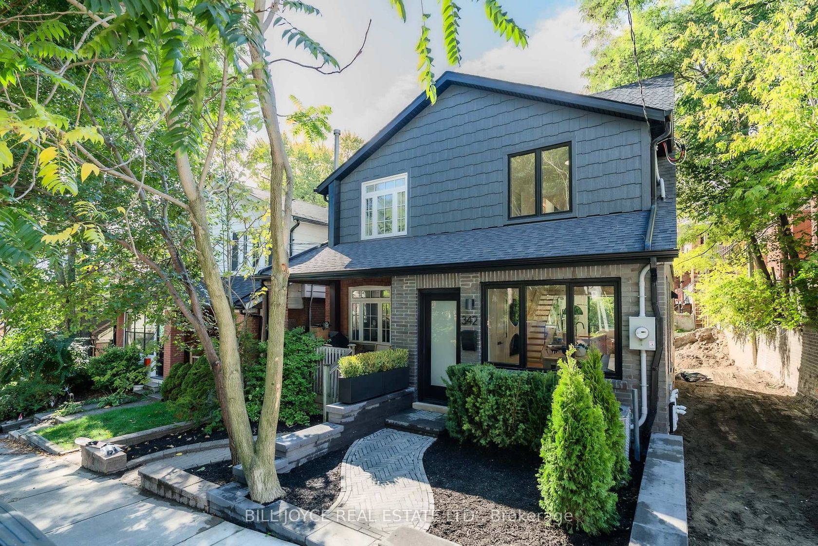 342 Lee Avenue, The Beaches, Toronto 