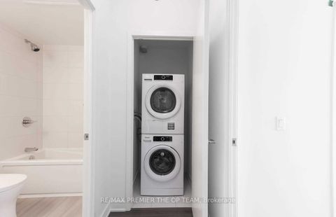 Photo 14 at 416 - 681 Yonge Street, Painswick South, Barrie