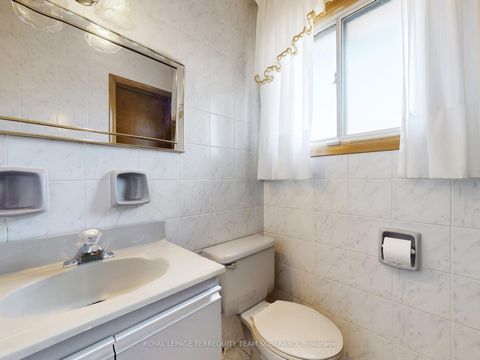 Photo 19 at 63 Melbert Road, West Deane, Toronto