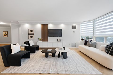 Photo 6 at 304 - 7 Townsgate Drive, Yorkhill, Vaughan