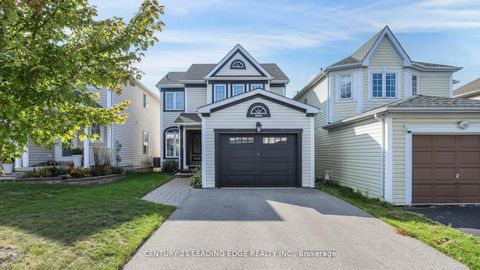Photo 1 at 929 Glenbourne Court, Pinecrest, Oshawa