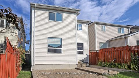 Photo 19 at 929 Glenbourne Court, Pinecrest, Oshawa